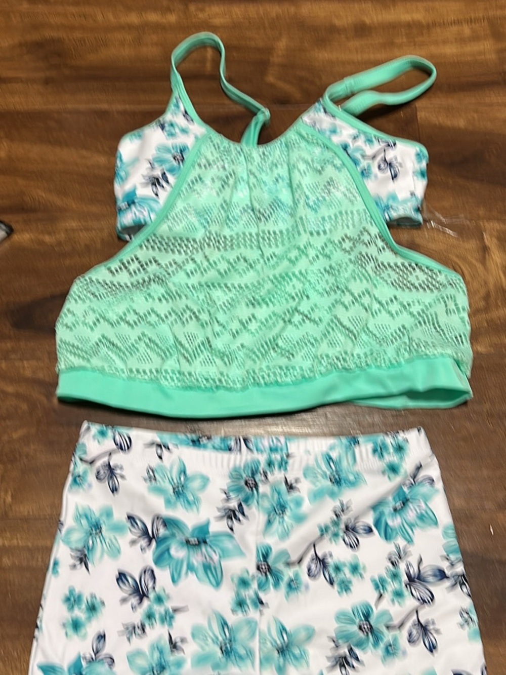 SHEIN Mint Crochet-Trim Bikini Top